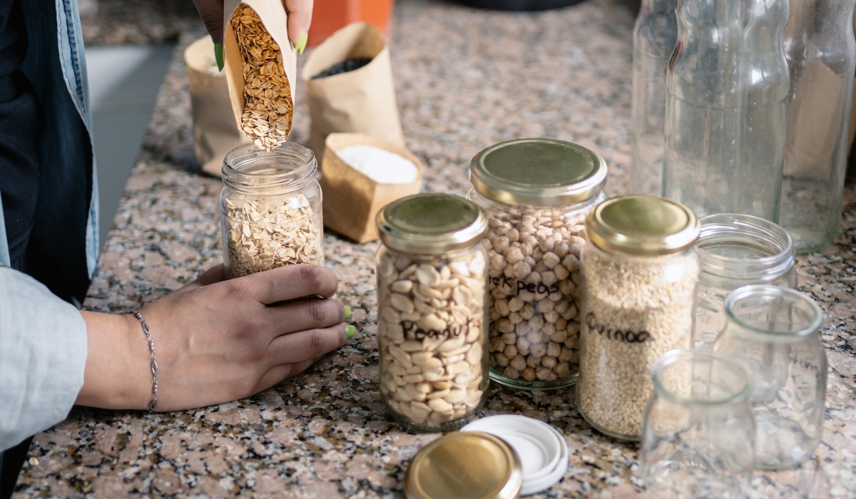 ¡Te damos algunas ideas para organizar la cocina, reciclando!